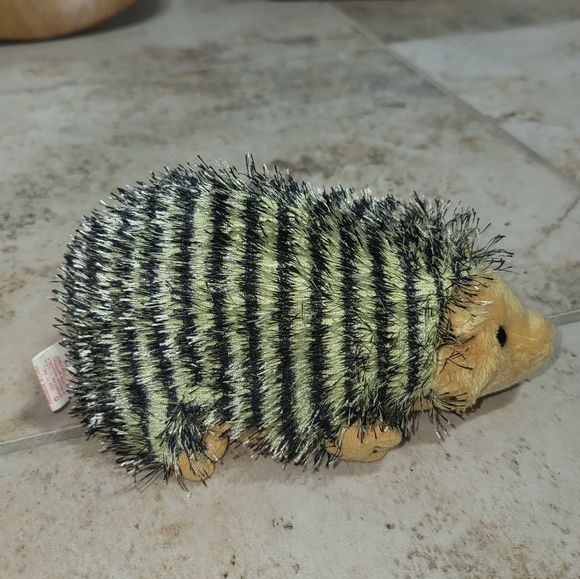 Ty Original Beanie Baby Hedgehog "Chuckles " NWT - Picture 1 of 5